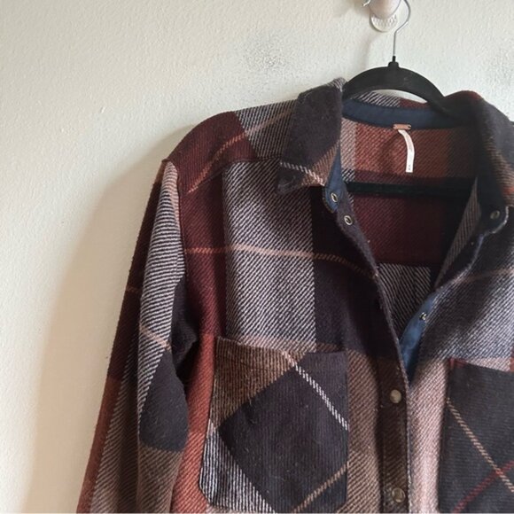 Free People Sz M Street Talk Plaid Button Front Relaxed Shacket Jacket - Picture 6 of 13